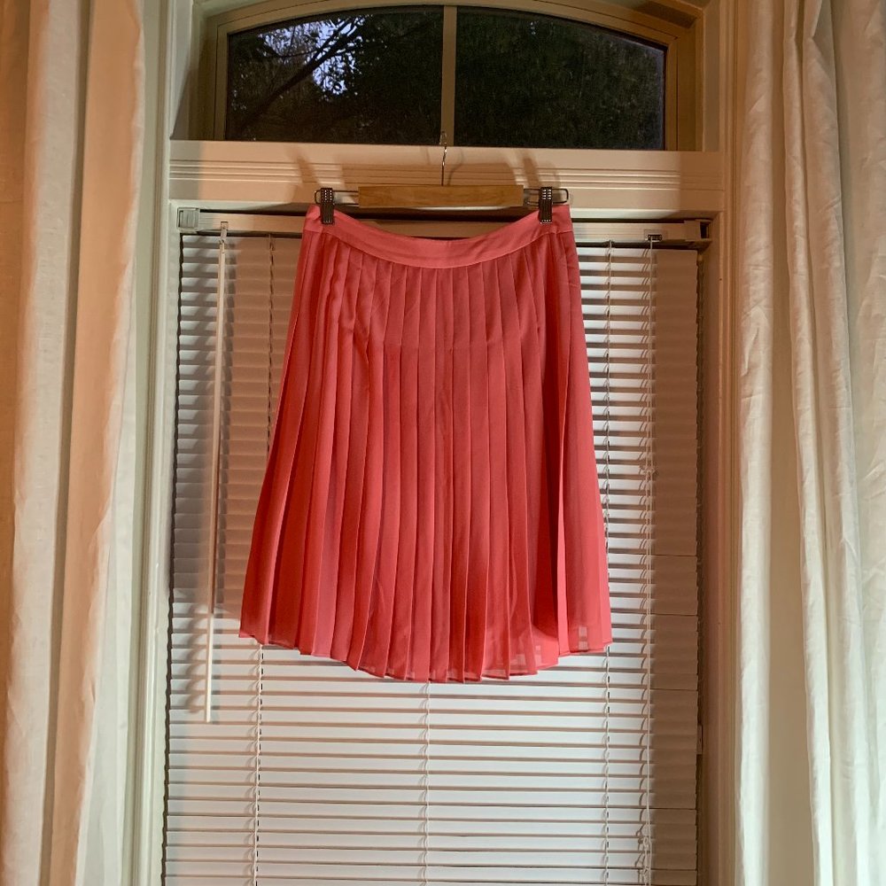 Peachy pink accordion style skirt